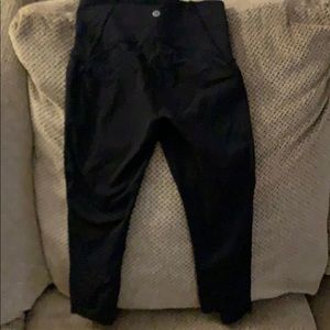 Lululemon cropped leggings barely worn